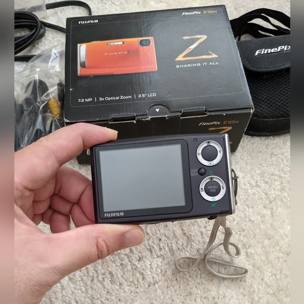 Fujifilm FinePix Z10fd digital camera